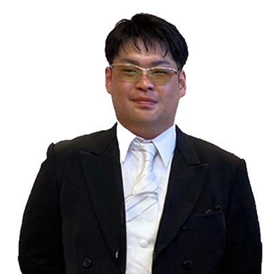 代表取締役: 菅谷素志